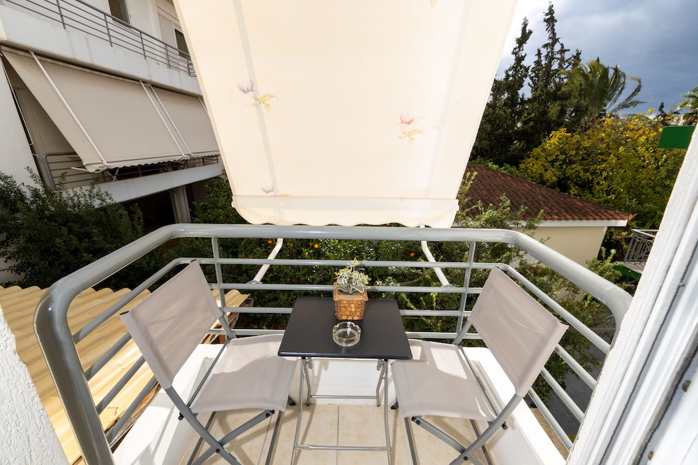 Economy Triple Room, Non Smoking, Ensuite (R12) photo 3