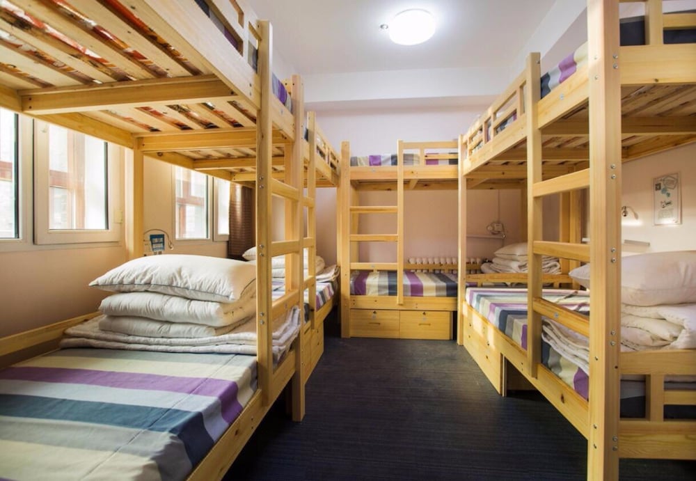 Bed in 8-Bed Mixed Dormitory Room photo 1