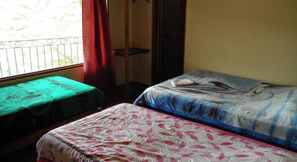 Basic Double Room, Shared Bathroom