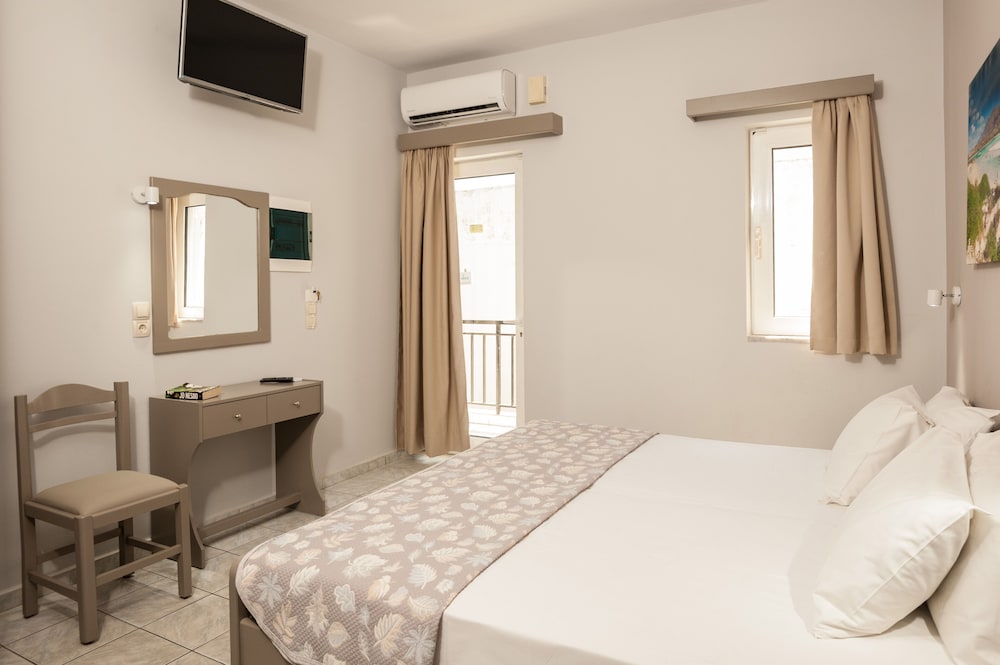 Family Apartment, 2 Bedrooms, Balcony (For 4) photo 2