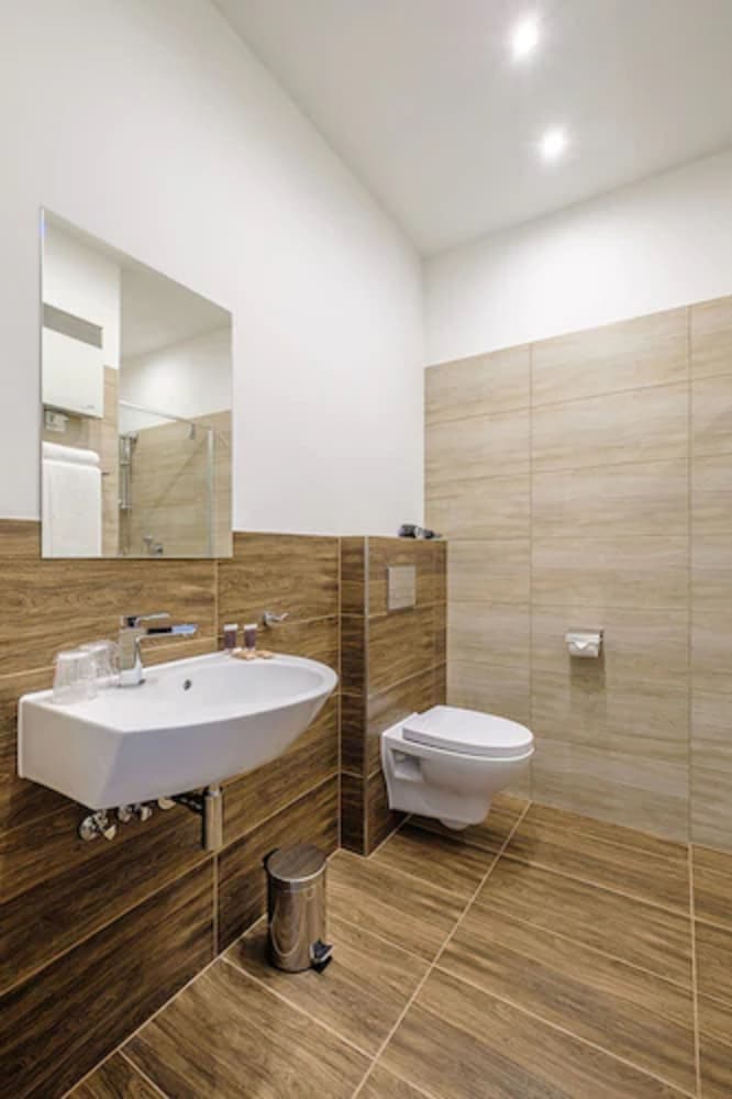Superior Double or Twin Room, Annex Building (no elevator) - Photo 2