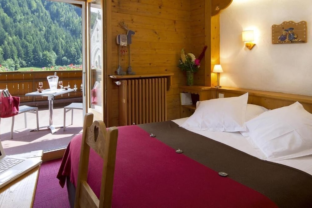 Double Room, Balcony, Mountain View photo 2