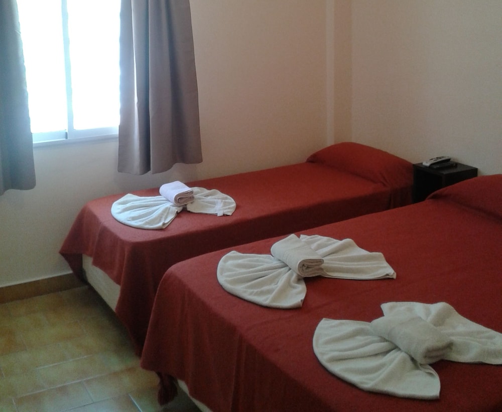Basic Triple Room, 1 Bedroom photo 1
