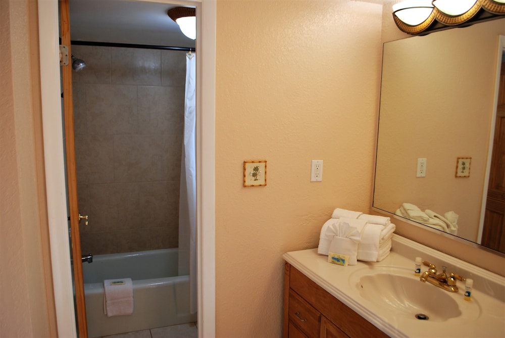 Gulf Front 2 Bed/2 Bath photo 2