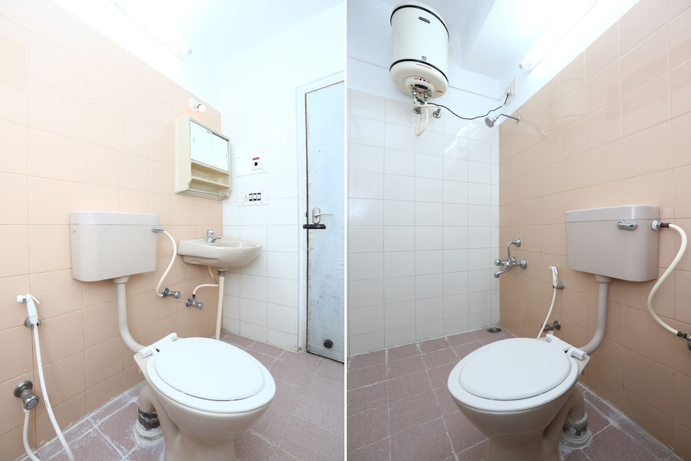 Double Room, 1 Queen Bed photo 2