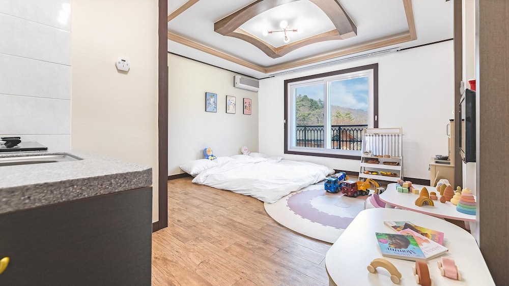Basic Room, 1 Bedroom (Banana - Kidsroom) - Photo 16