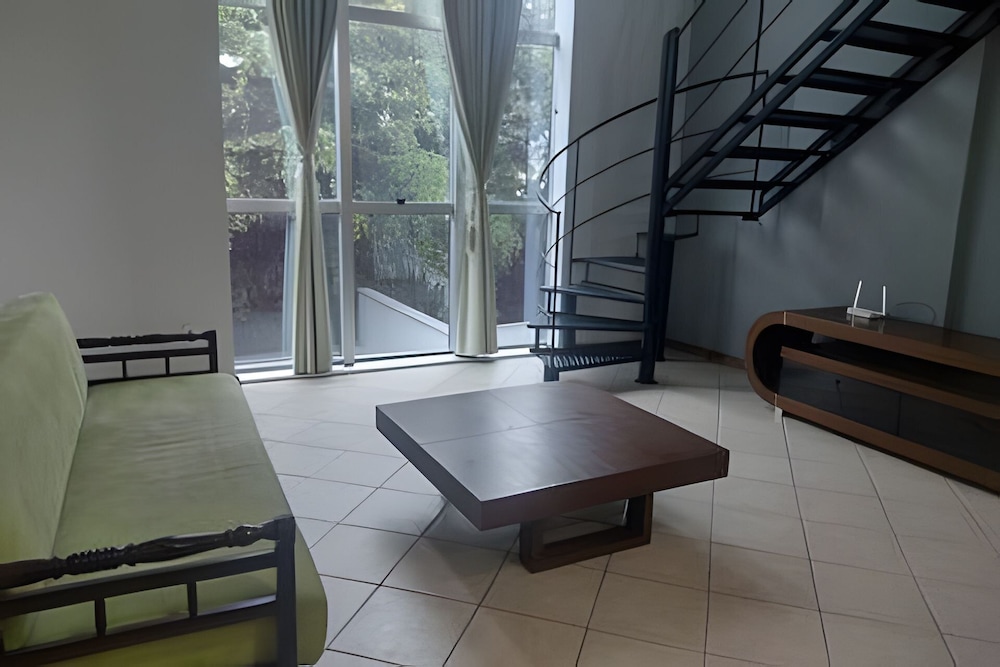 Apartment photo 1