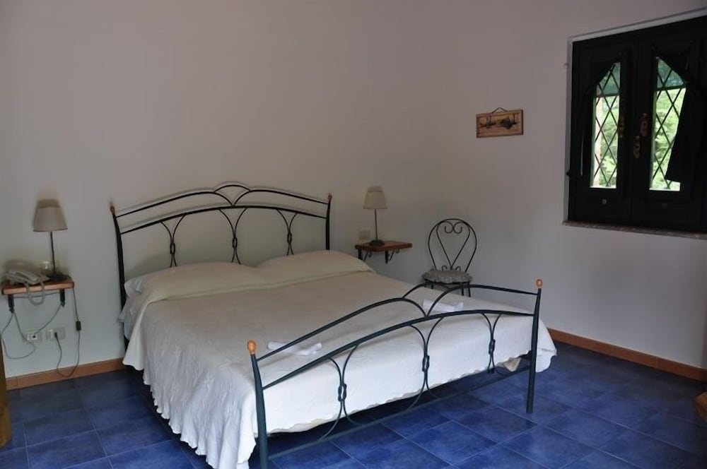 Family Villa, 2 Bedrooms, Kitchenette, Garden View photo 3