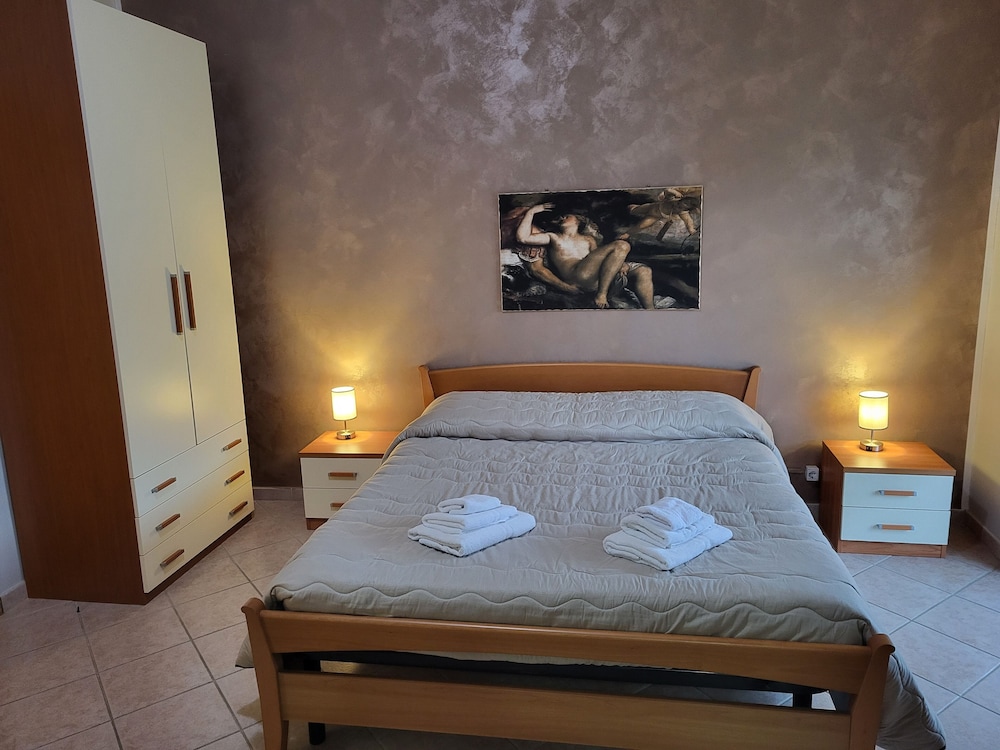 Deluxe Quadruple Room, Ensuite photo 1