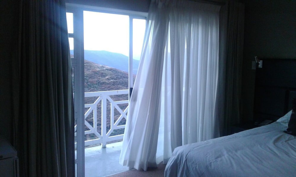 Standard Room (Flats with Balcony) photo 2