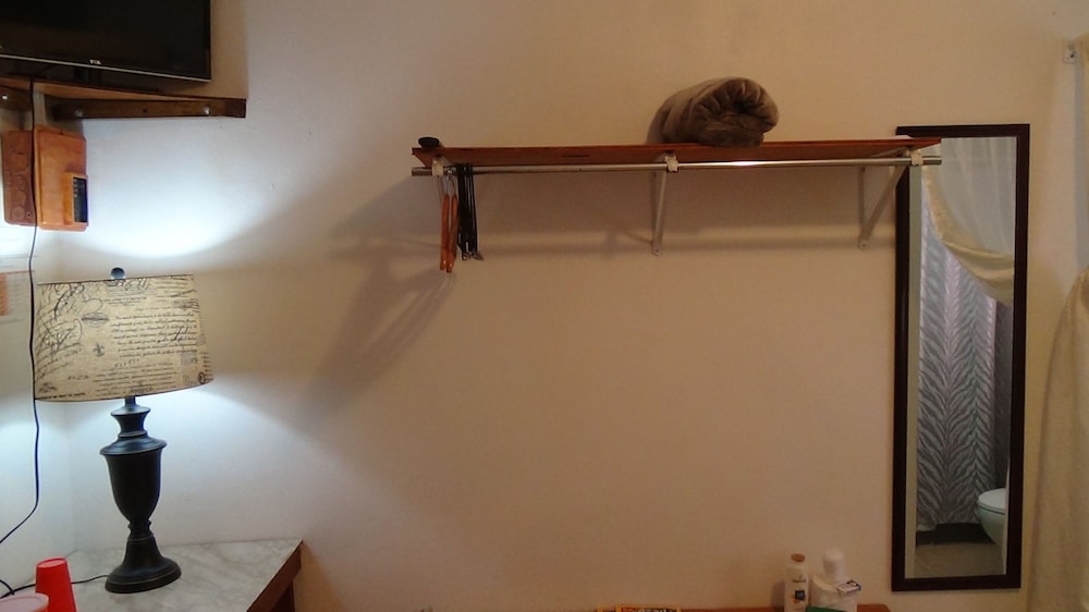 Classic Double Room, 1 Bedroom, Ensuite, Ground Floor photo 2