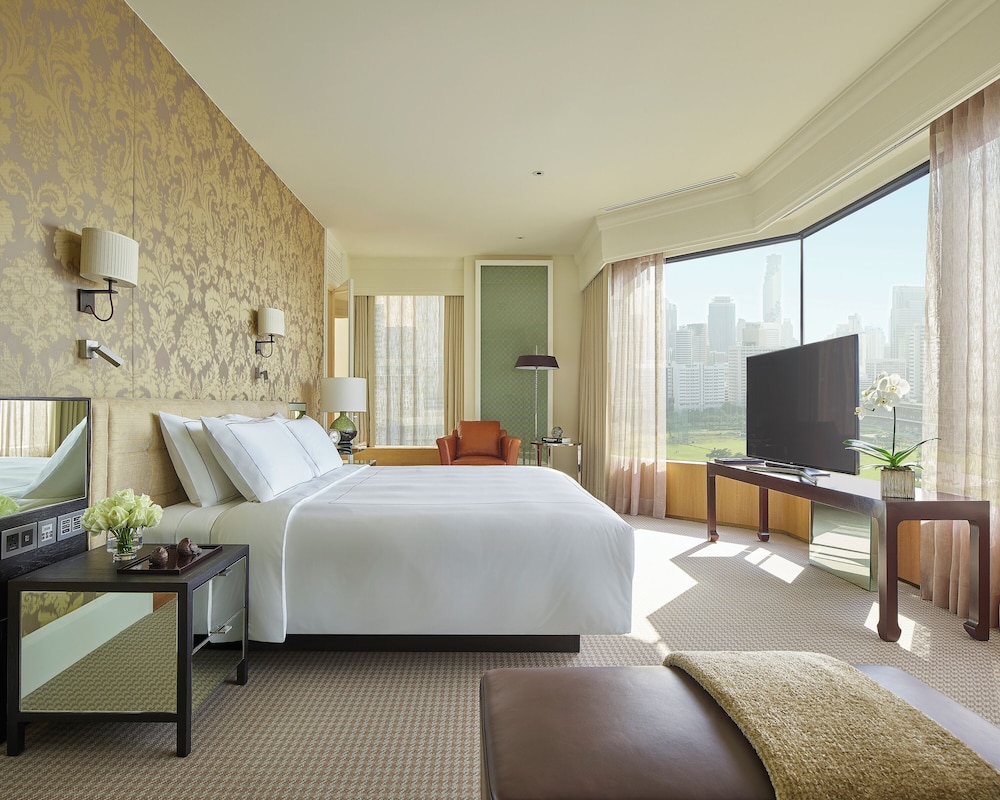 Suite (Erawan)