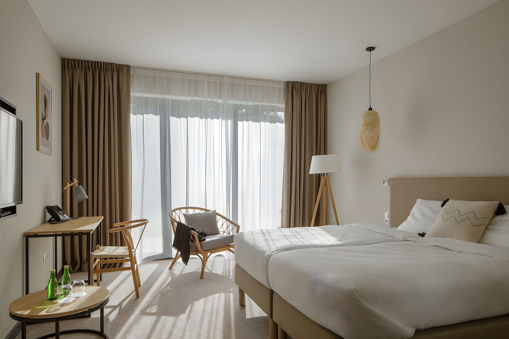 Superior room with a balcony or a terrace - Photo 5