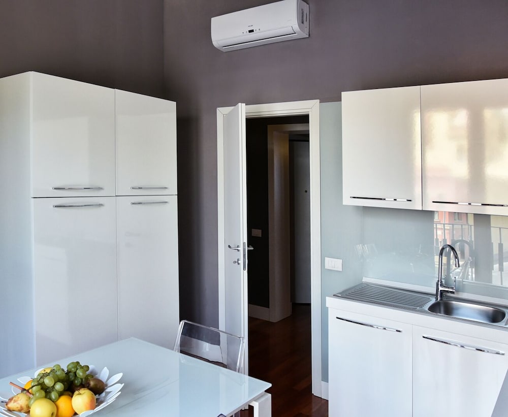 Apartment, 1 Bedroom, Annex Building - Photo 5