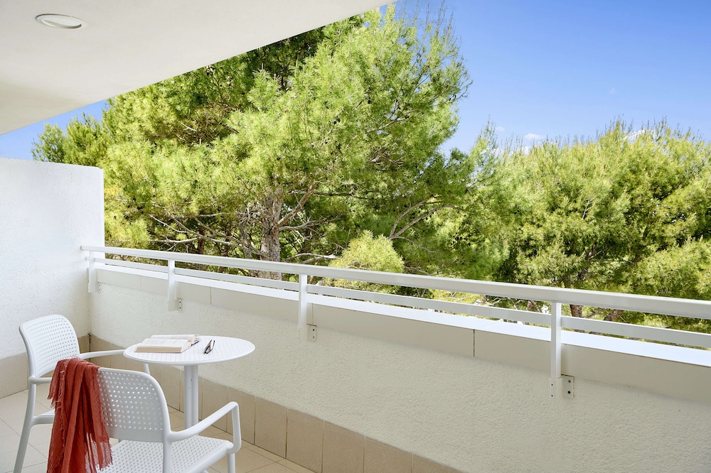 Double Room, Balcony