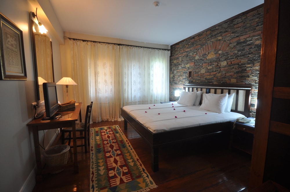 Suite, Garden View - Photo 8