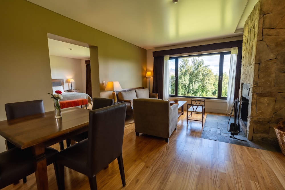 Suite, Golf View