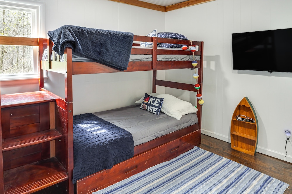 House (2 Bedrooms) photo 2