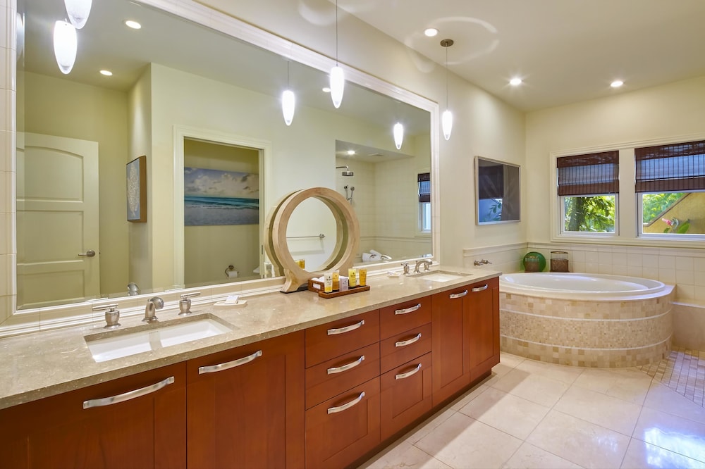 Luxury Villa, 3 Bedrooms, Ocean View - Photo 5