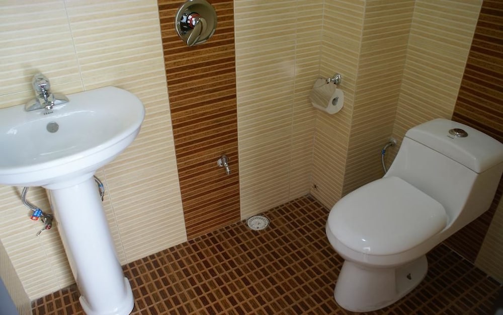 Standard Twin Room photo 3