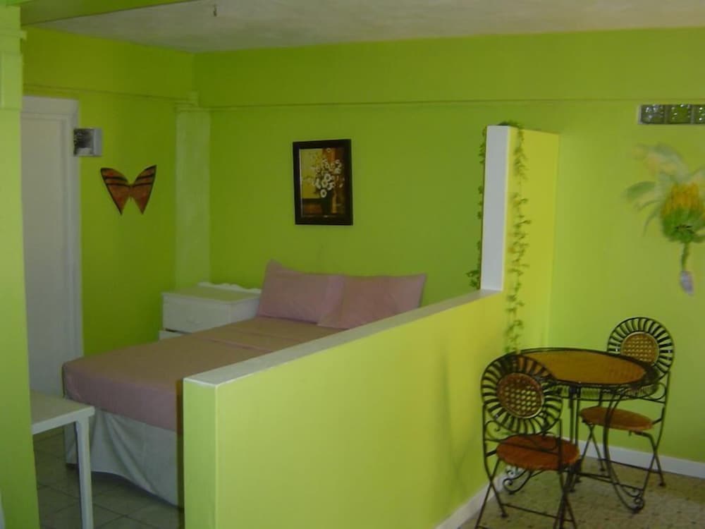 Standard Room photo 2
