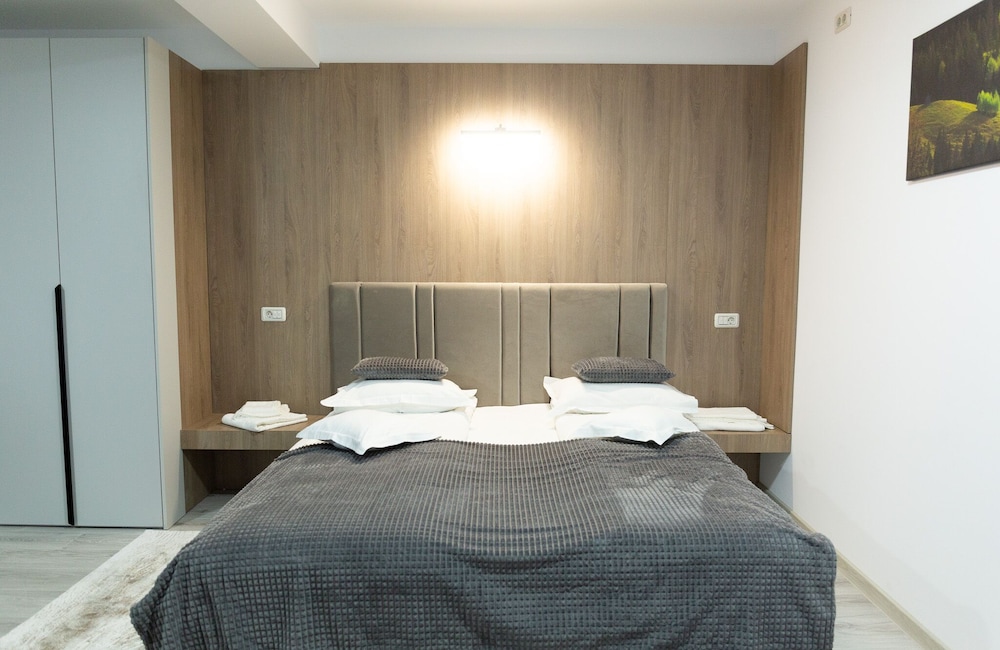Studio Suite photo 3