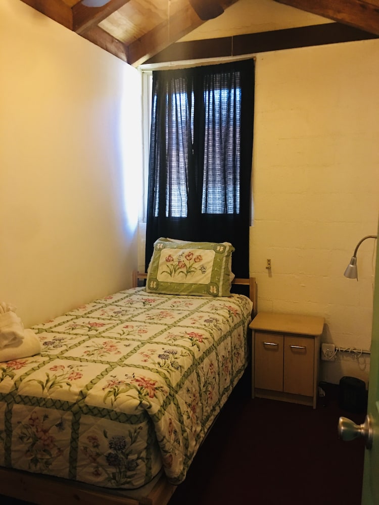 Basic Room photo 3