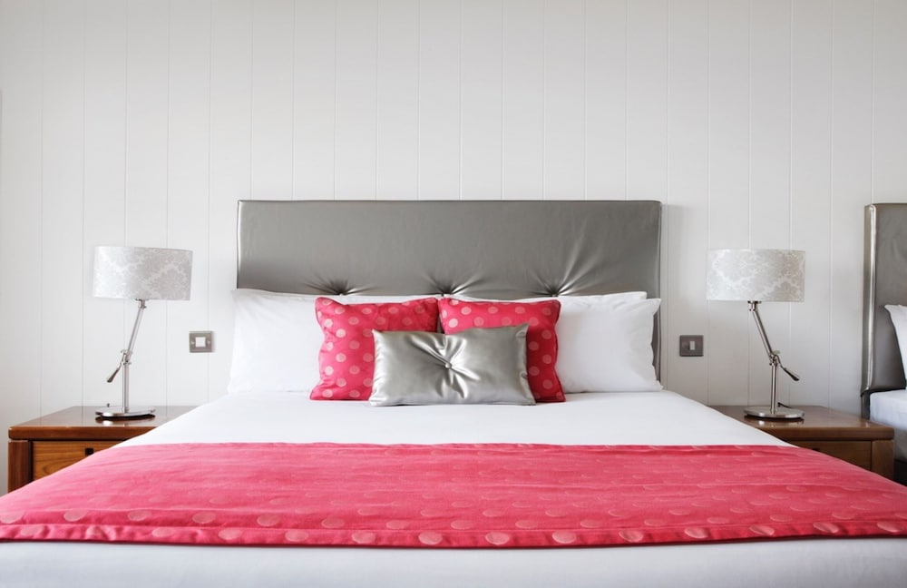 Standard Double Room, 1 Double Bed, River View photo 1