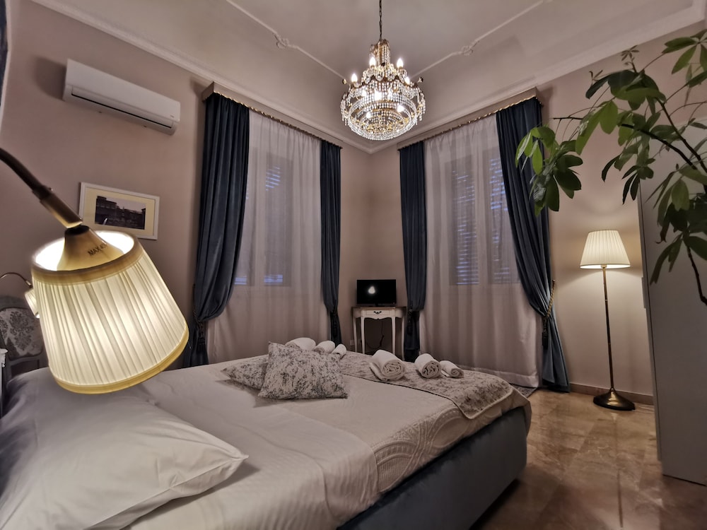 Standard Room photo 2