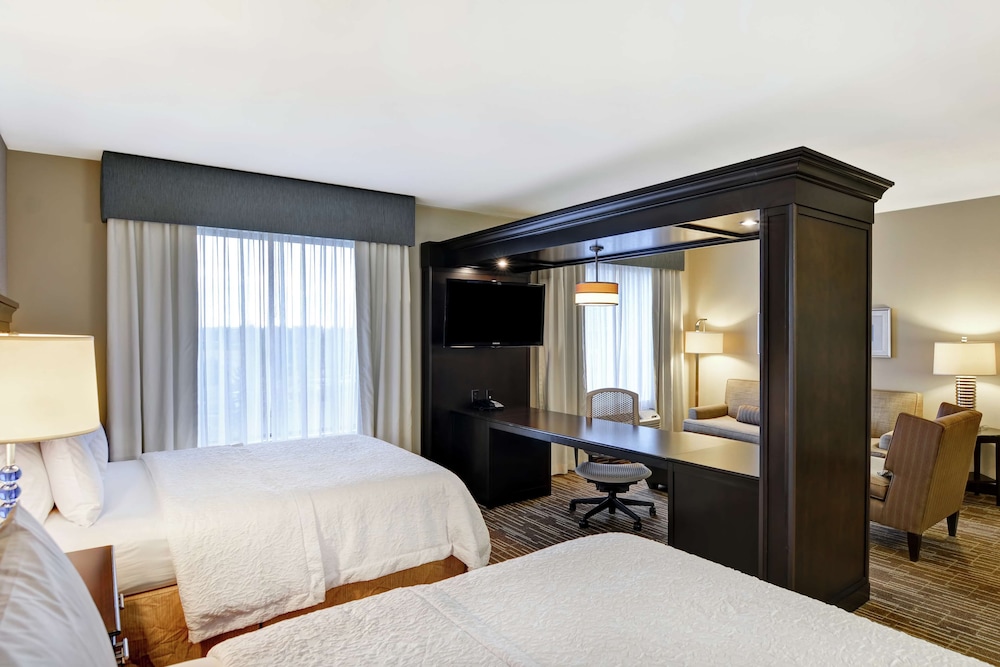 Suite, 2 Queen Beds, Accessible, Non Smoking - Photo 2