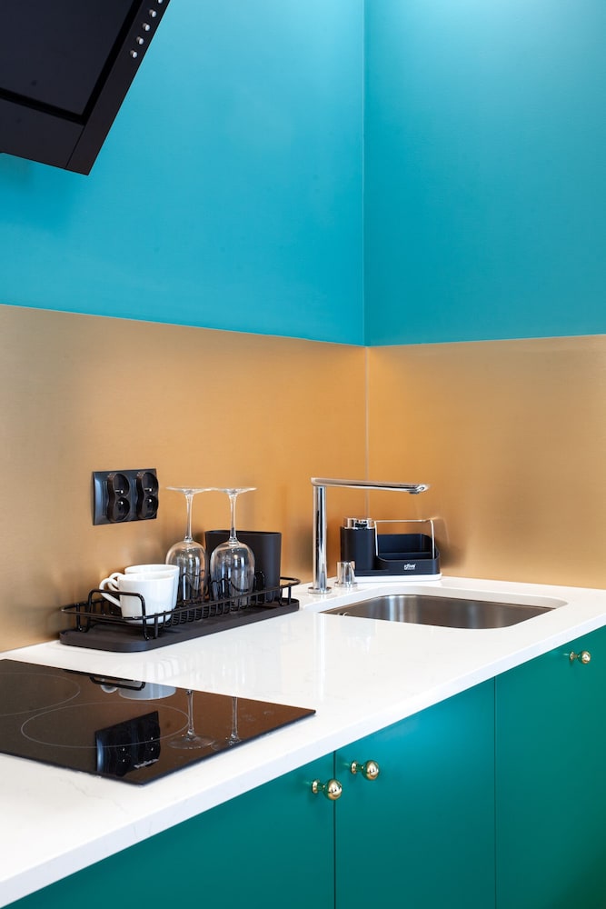 Standard Twin Room - Photo 4