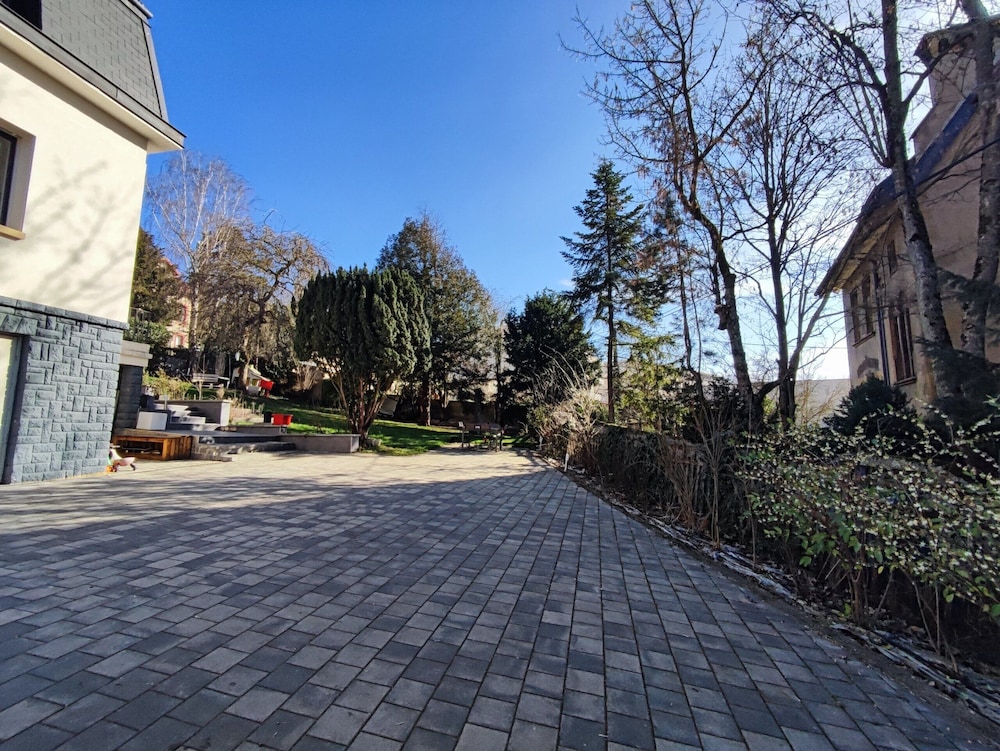 Superior Apartment, Ensuite, Garden View photo 2