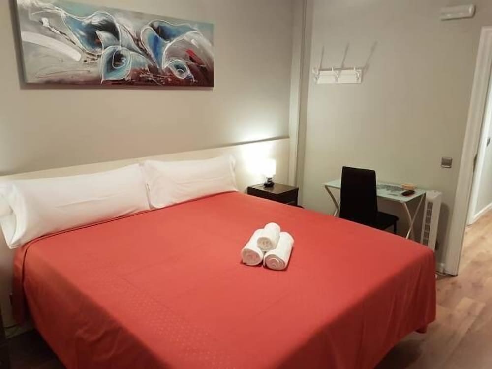 Double Room, 1 King Bed, Private Bathroom