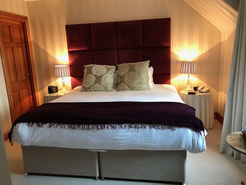 Executive Room - Photo 7