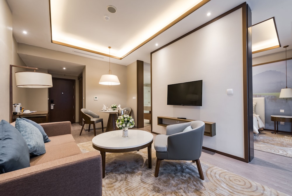 Grand Premier Room photo 2