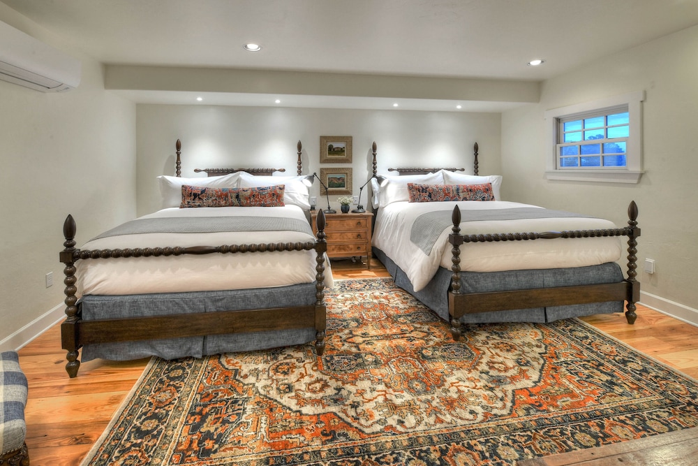 The Peter Rainsford Brady Room
