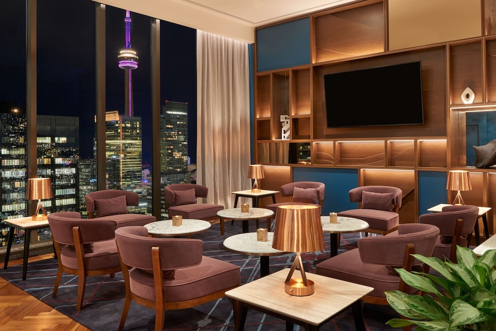 Club Suite, 1 Bedroom - Photo 25