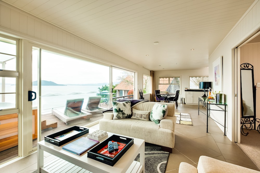 Cottage Suite