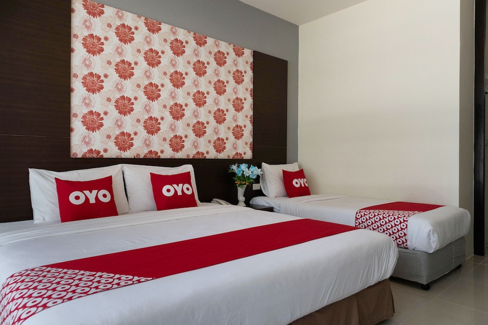 Deluxe Triple Room photo 2