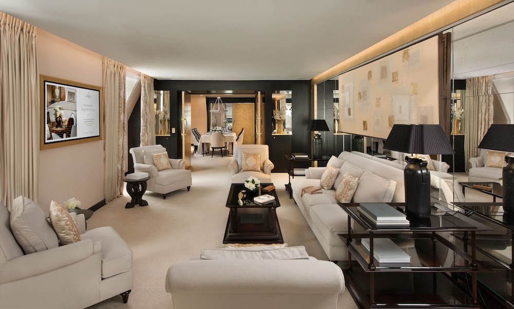 Premium Suite Premium Suite