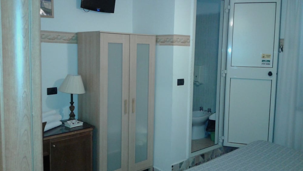 Double Or Twin Room photo 2