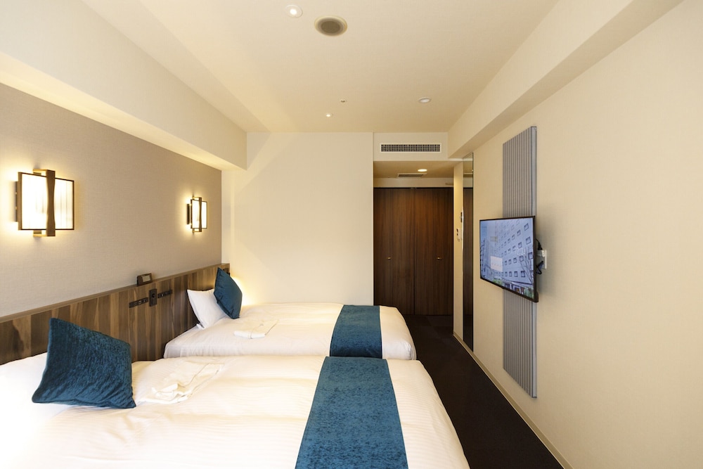 Twin Room, Single Use, Non Smoking - Photo 9