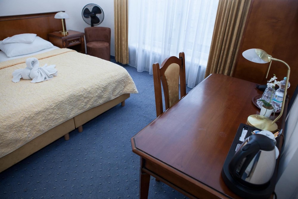 Double Room - Photo 3