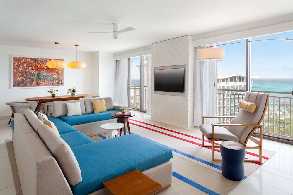 Deluxe Room, 1 Bedroom, Ocean View (residence, 1 King Bed, West Tower)