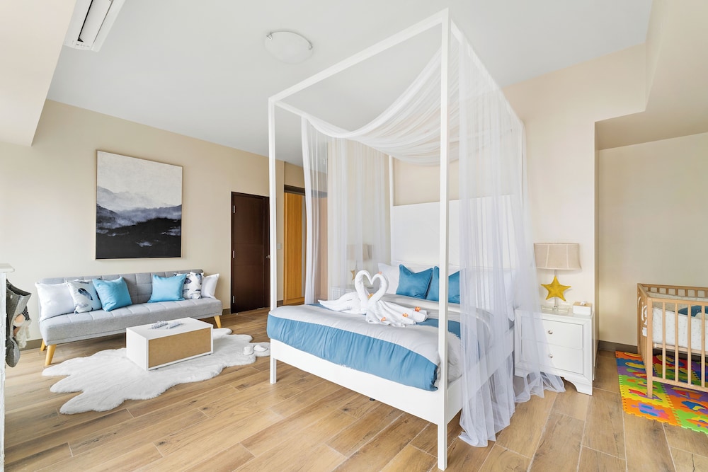Luxury Apartment