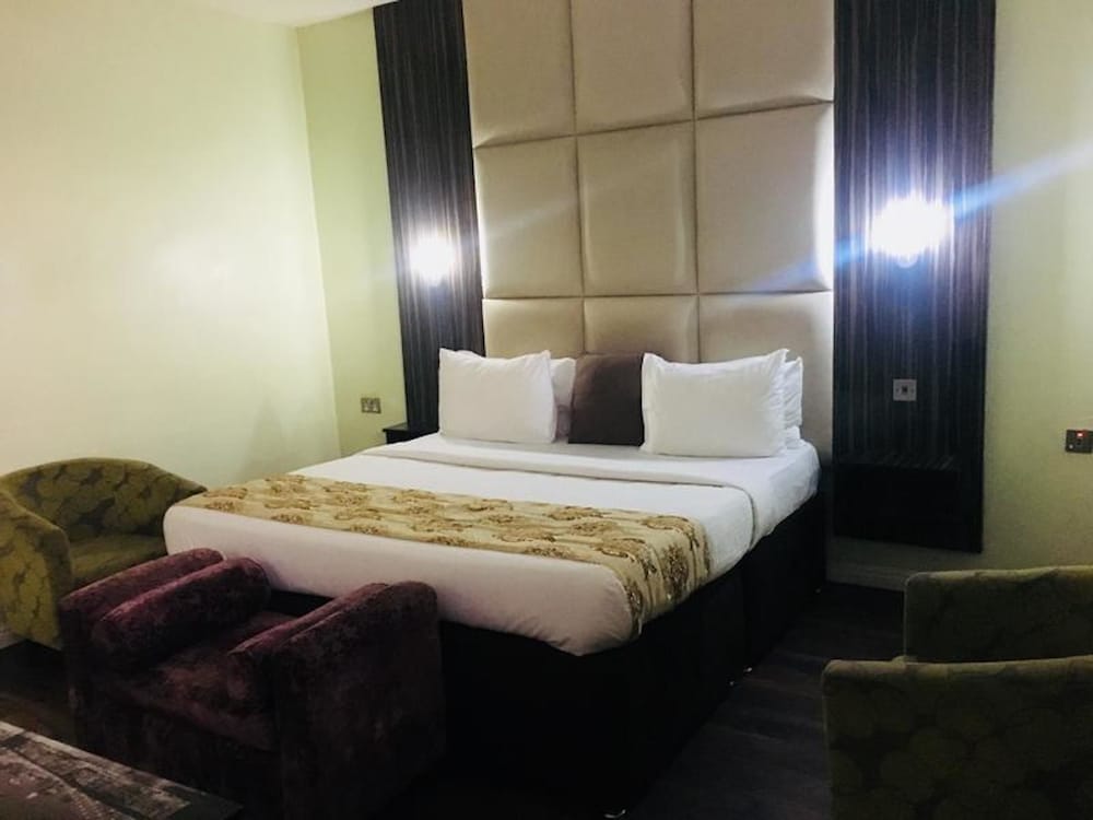 Suite, 1 Bedroom photo 1