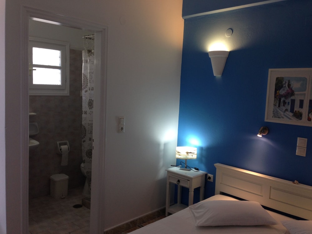 Standard Double or Twin Room - Photo 2