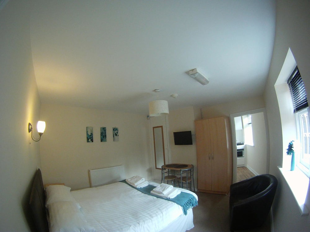 Standard Double Room (Pets Allowed)