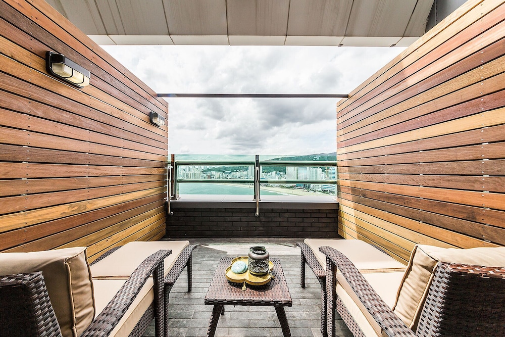 2nd Avenue - Rooftop Terrace photo 2
