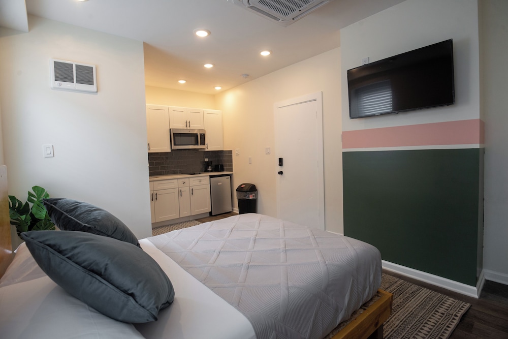 Comfort Studio